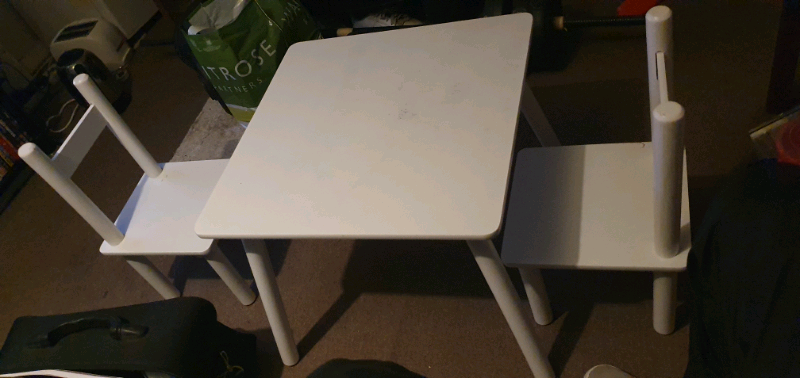 kids table and chairs gumtree